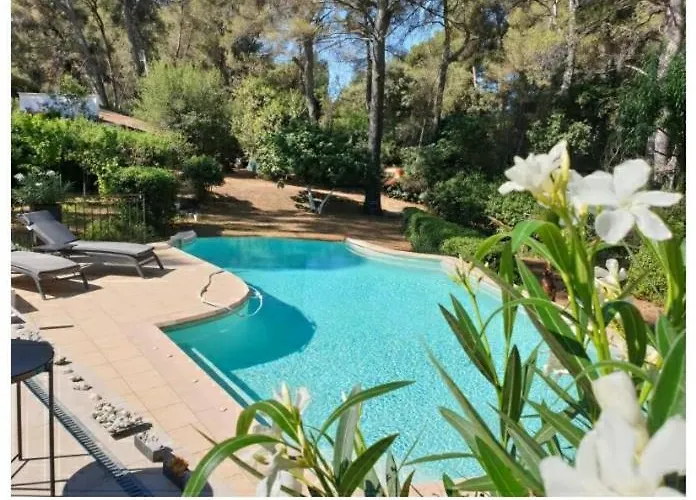 Un Oasis En Provence