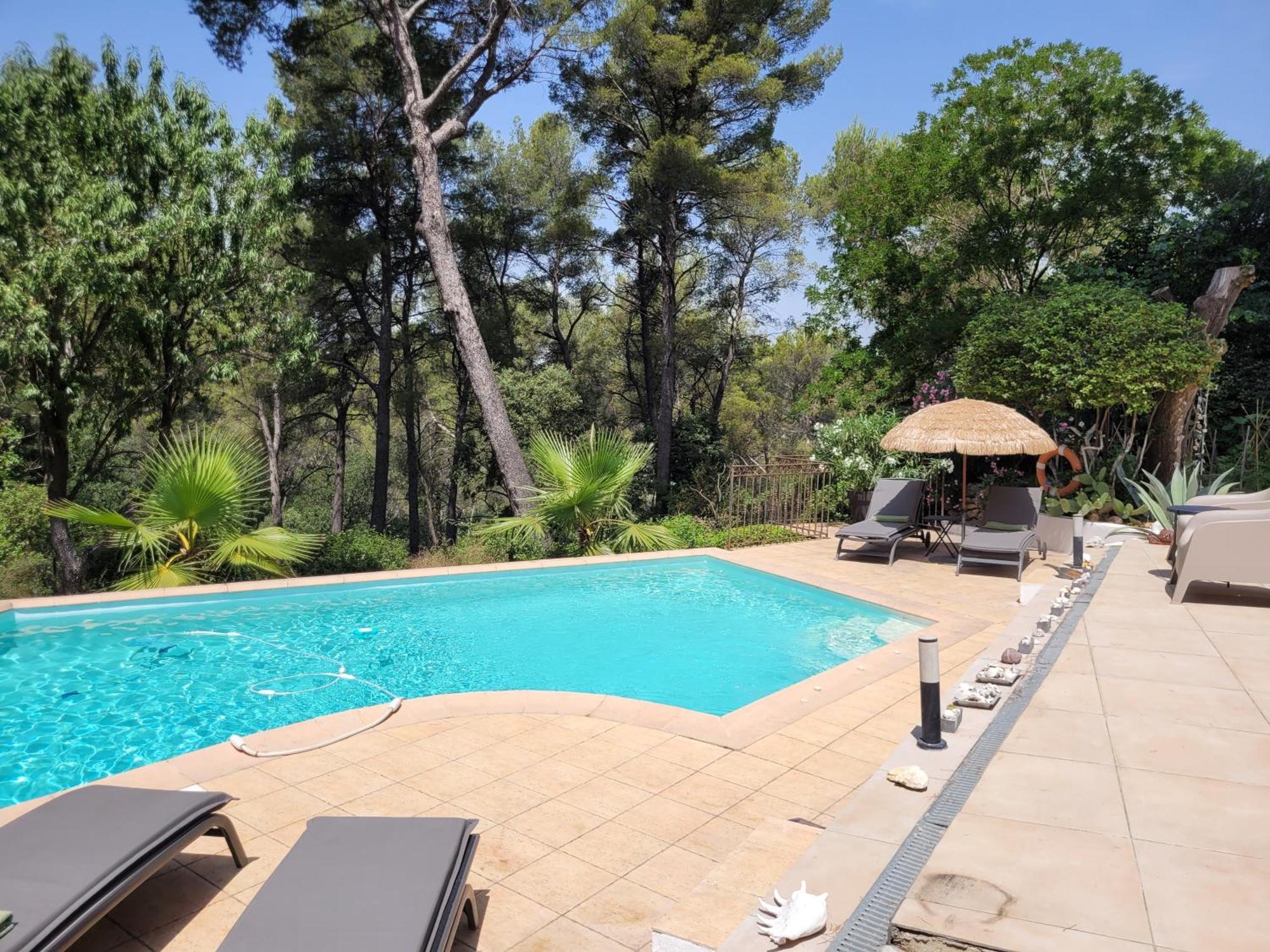 Un Oasis En Provence Villa