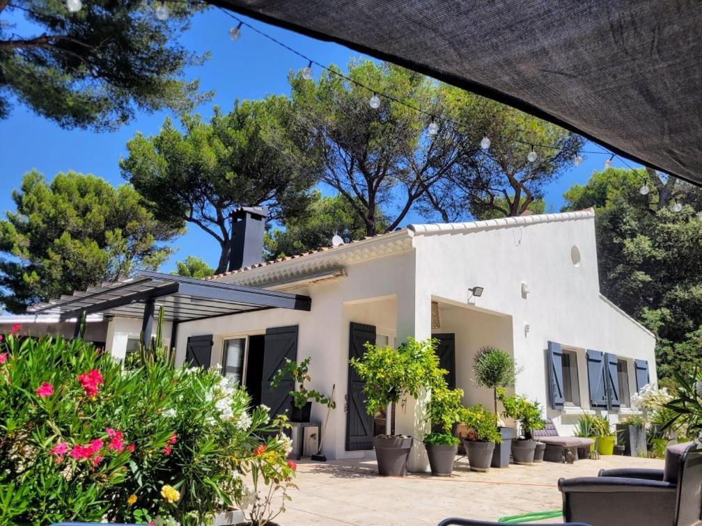 Un Oasis En Provence Villa
